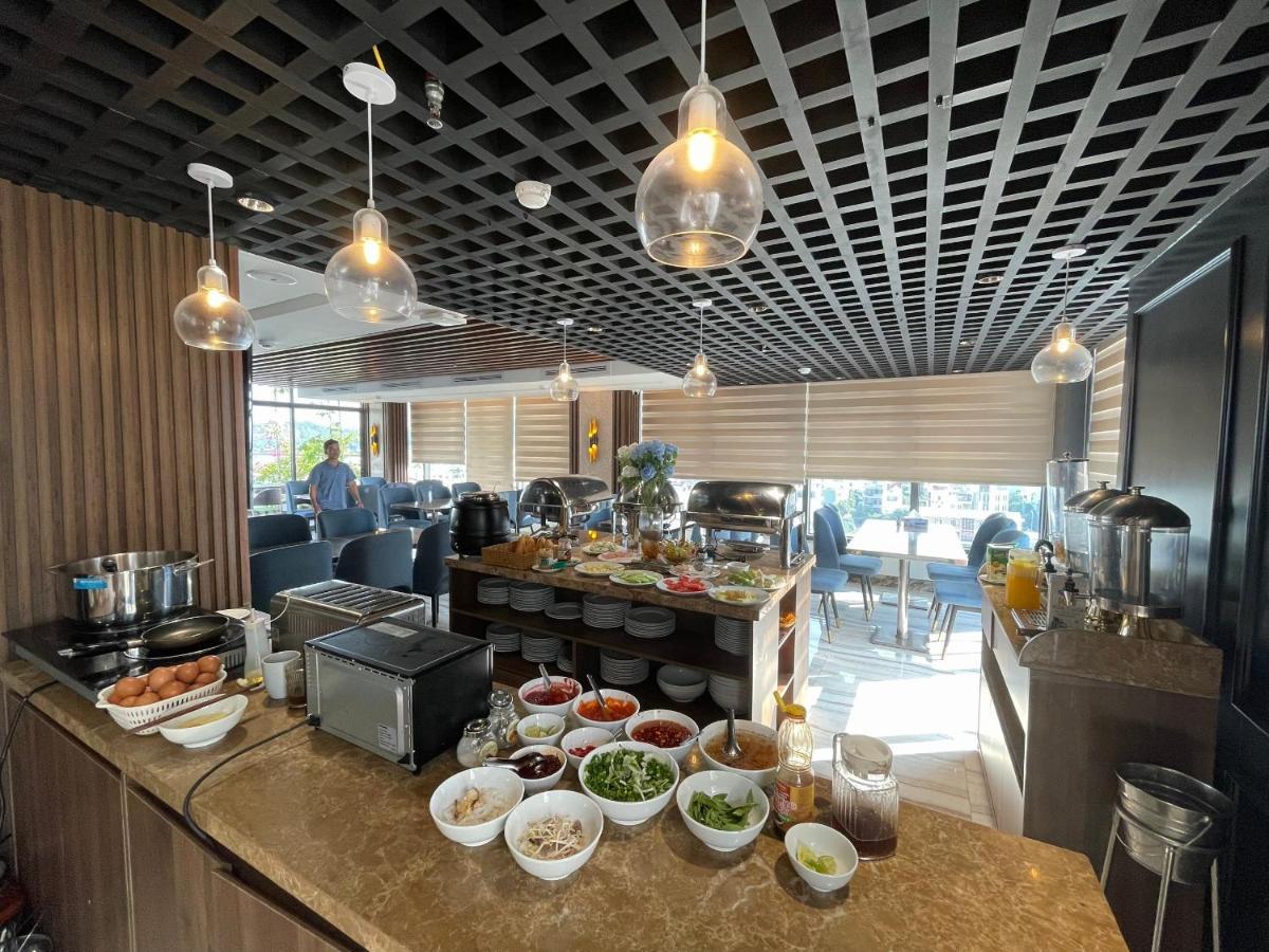 Meria Hotel Quy Nhon Exteriör bild